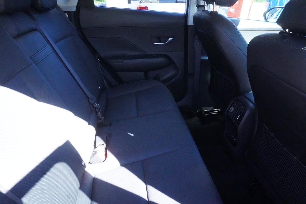 2025 Hyundai Kona Premium SX2.V2 MY25 image 25