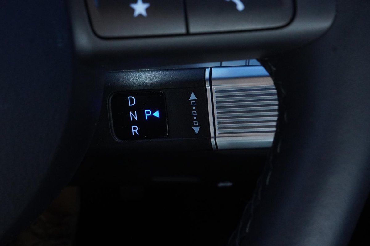 2025 Hyundai Kona Premium SX2.V2 MY25 image 19