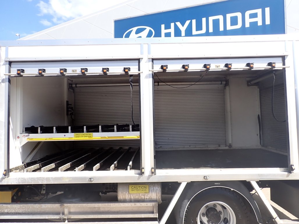 2021 Hino Dutro 300 image 5