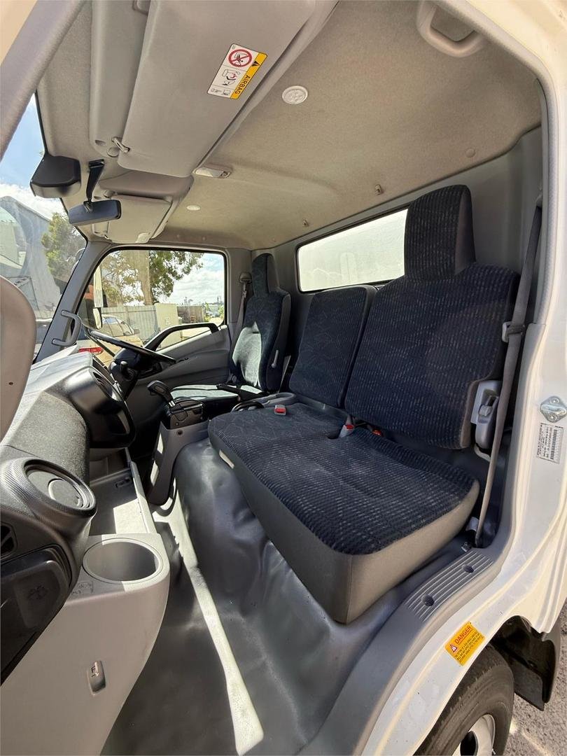 2022 Hino 300 Series 616 image 12