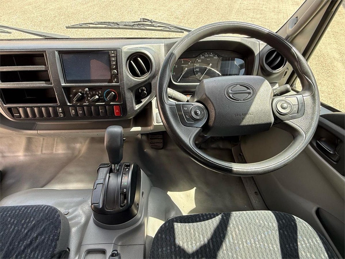 2022 Hino 300 Series 616 image 13