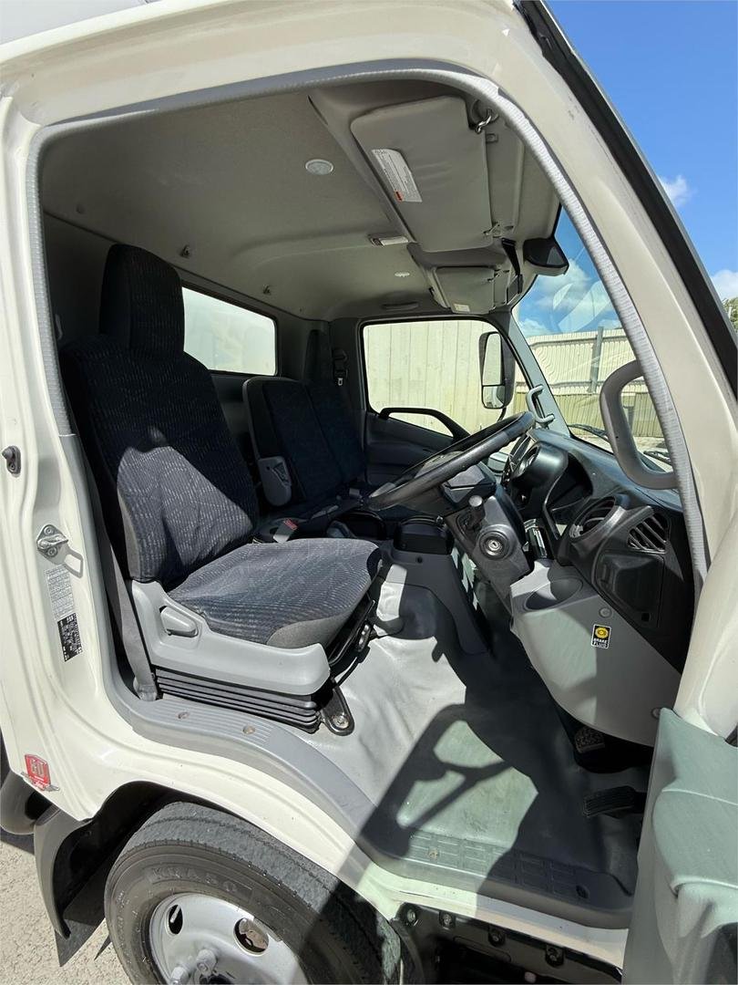 2022 Hino 300 Series 616 image 11