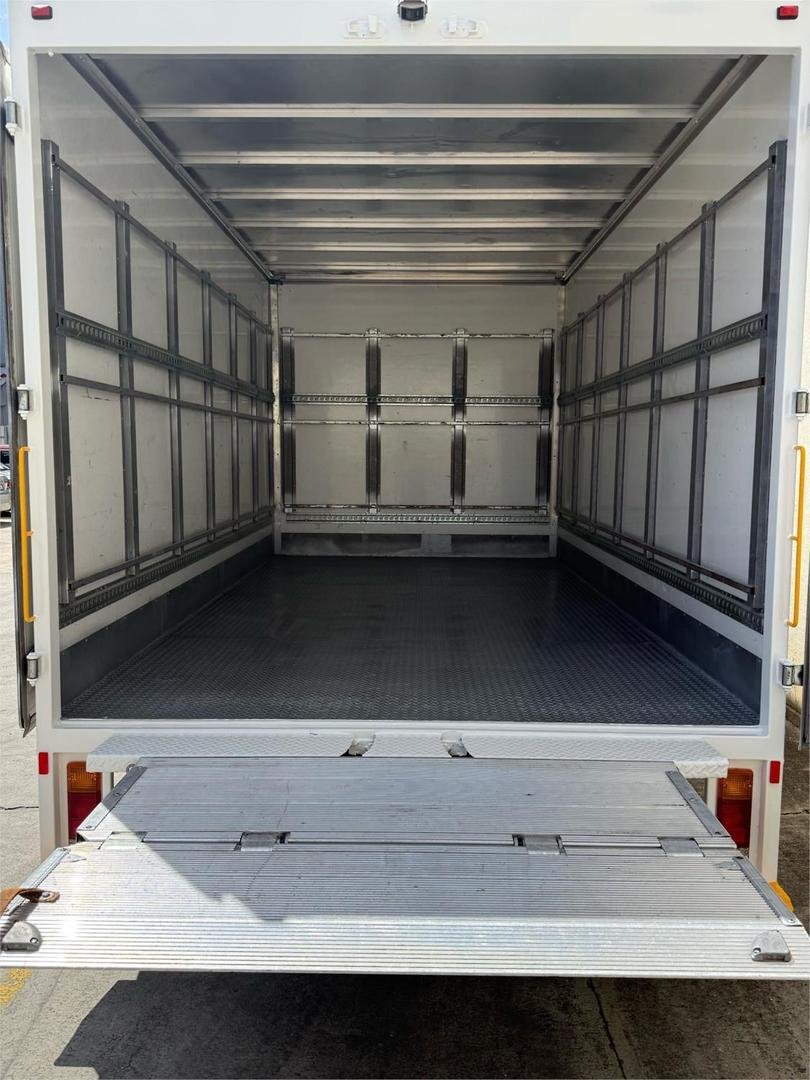 2022 Hino 300 Series 616 image 6