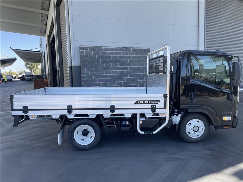 2025 Isuzu Nlr 45-150 Dt D25 Tray image 9