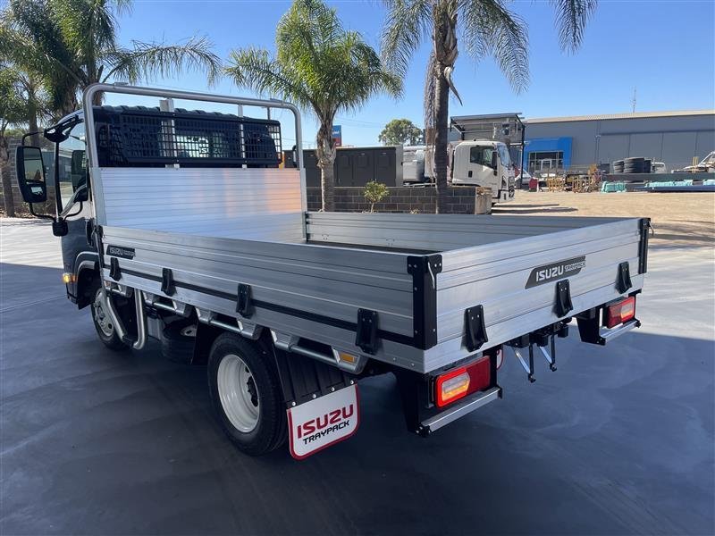 2025 Isuzu Nlr 45-150 Dt D25 Tray image 5