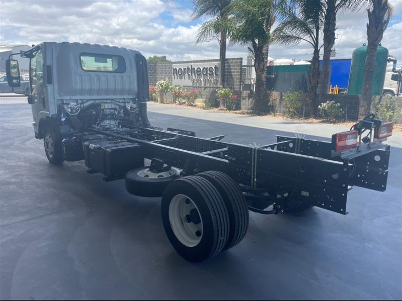 2025 Isuzu Npr 70/45-190 Am D42 image 6