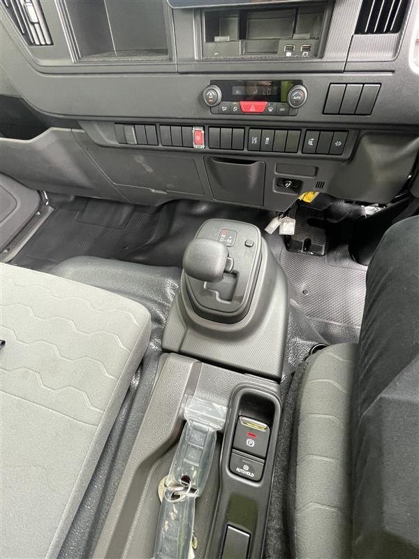 2025 Isuzu Nqr 88-190 Am D42 image 16