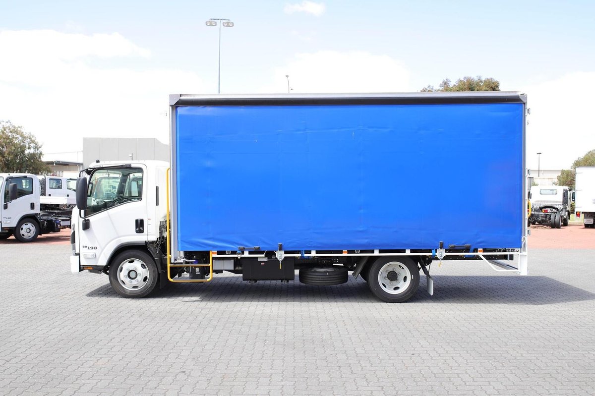 2026 Isuzu Nqr 88/80-190 Am D42 8 Pallet Tautliner image 3