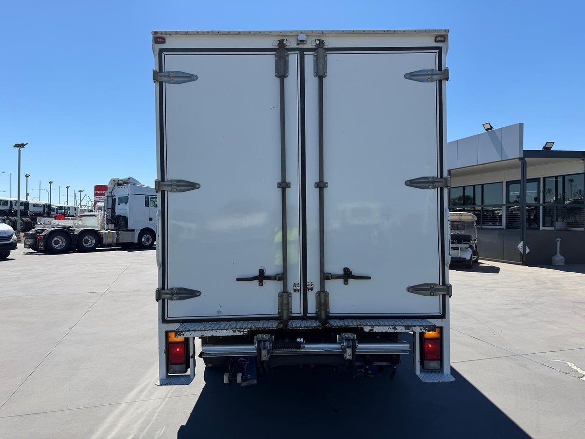 2019 Isuzu N Series NPR 45/55-155 image 5