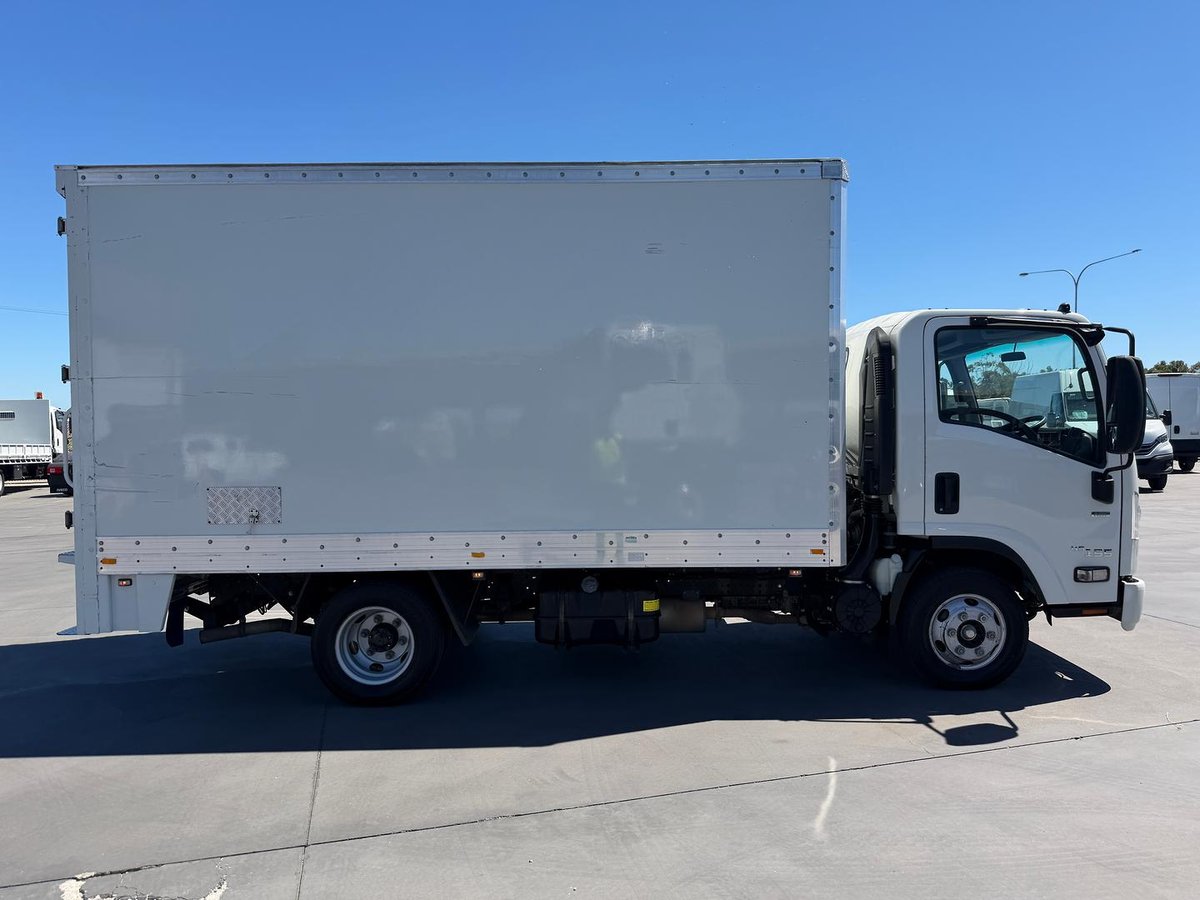 2019 Isuzu N Series NPR 45/55-155 image 7