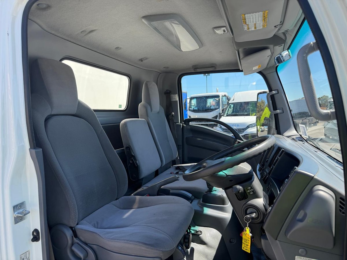 2019 Isuzu N Series NPR 45/55-155 image 14