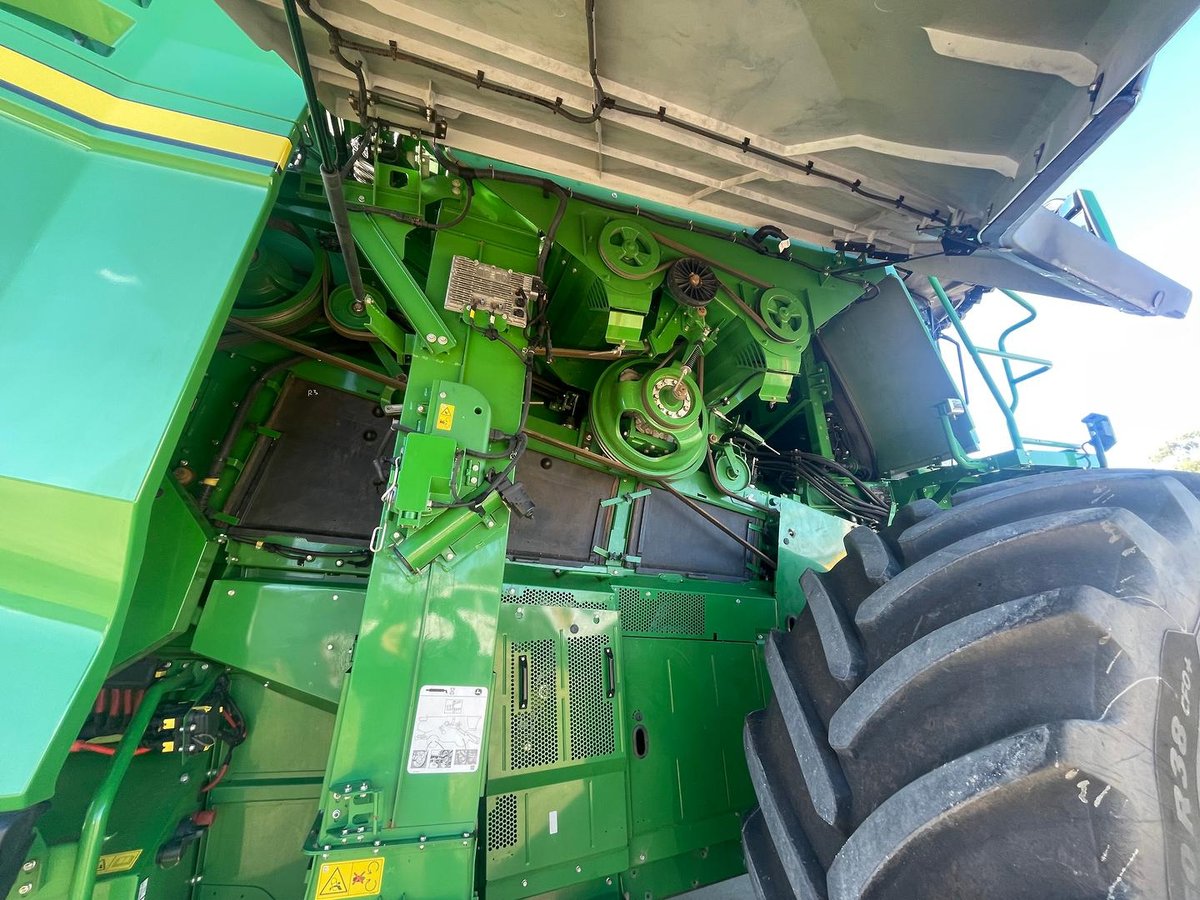 2022 John Deere X9 1000 image 7