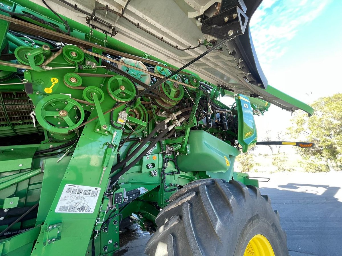 2022 John Deere X9 1000 image 9