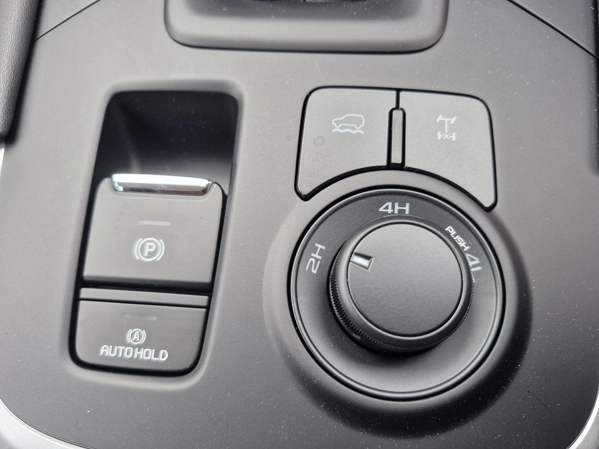 2026 Isuzu MU-X LS-M MY25.5 4X4 Dual Range image 23
