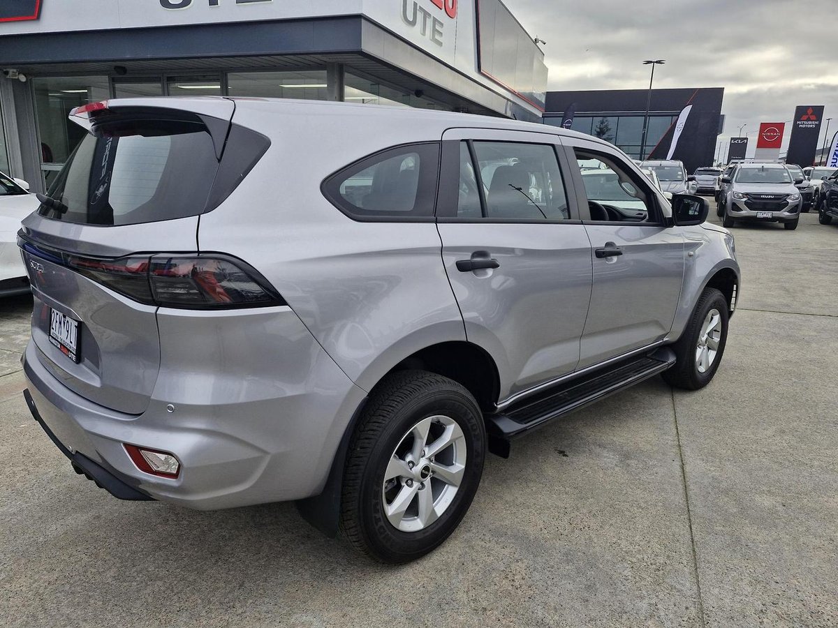 2026 Isuzu MU-X LS-M MY25.5 4X4 Dual Range image 7