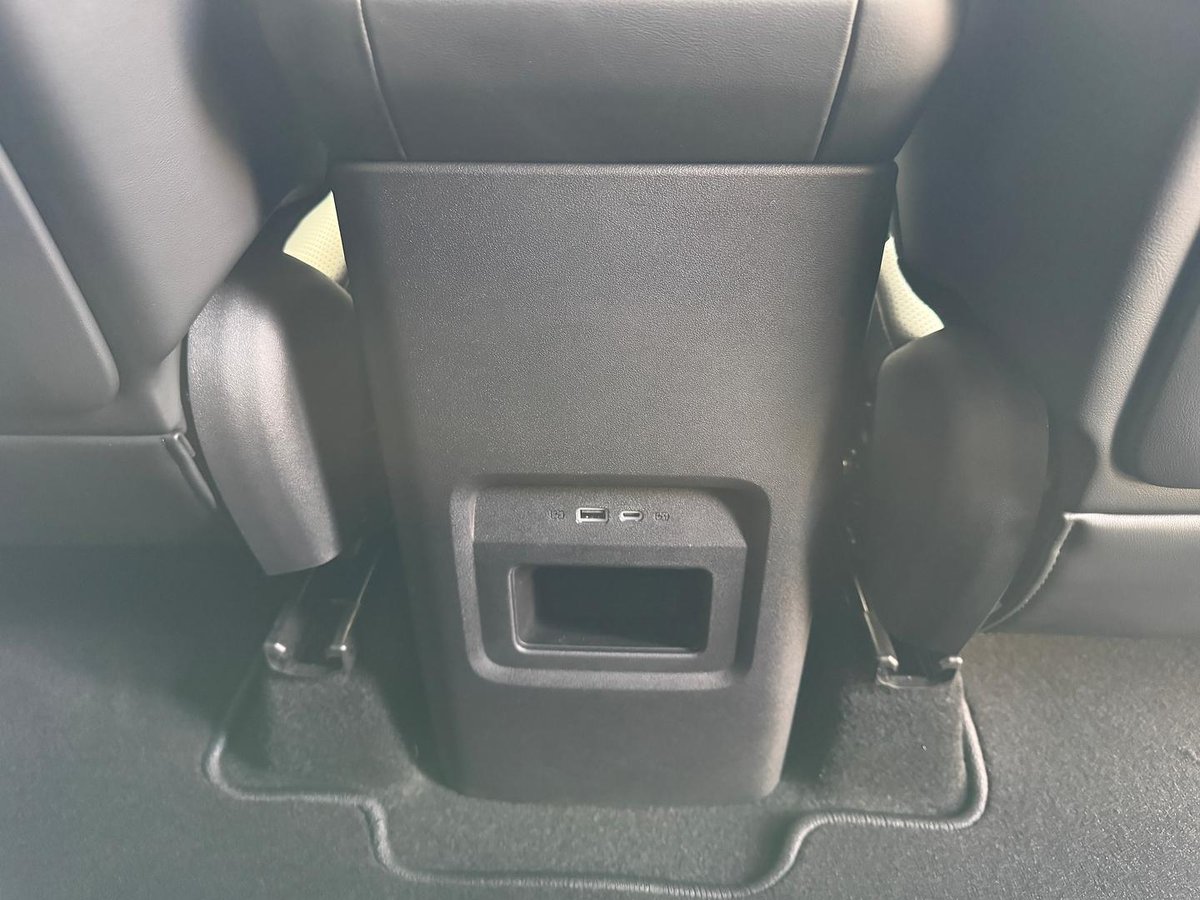 2025 BYD SEALION 8 Dynamic FWD MY26 image 12