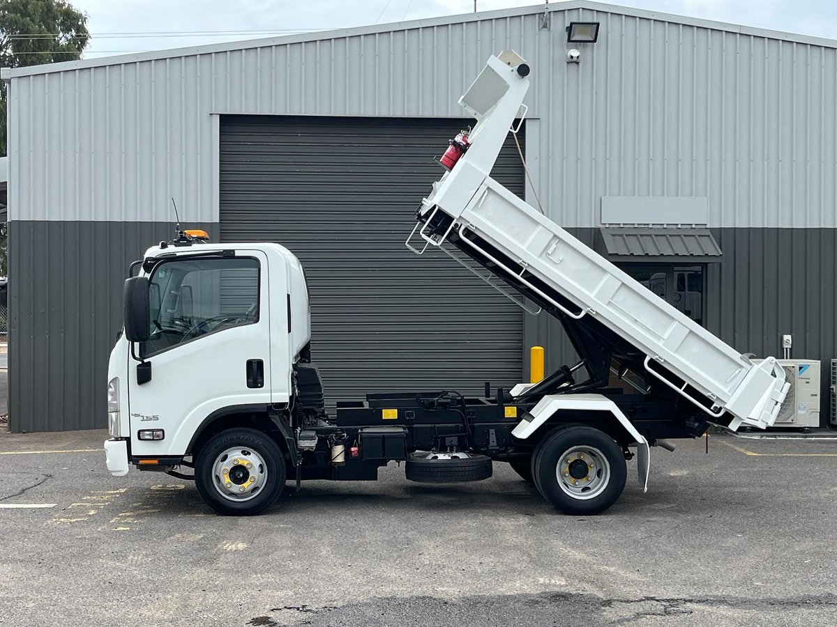 2020 Isuzu Npr 45 - 155 Tipper NPR 45-155 image 4