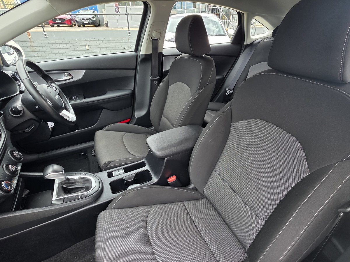 2021 Kia Cerato S BD MY22 image 11