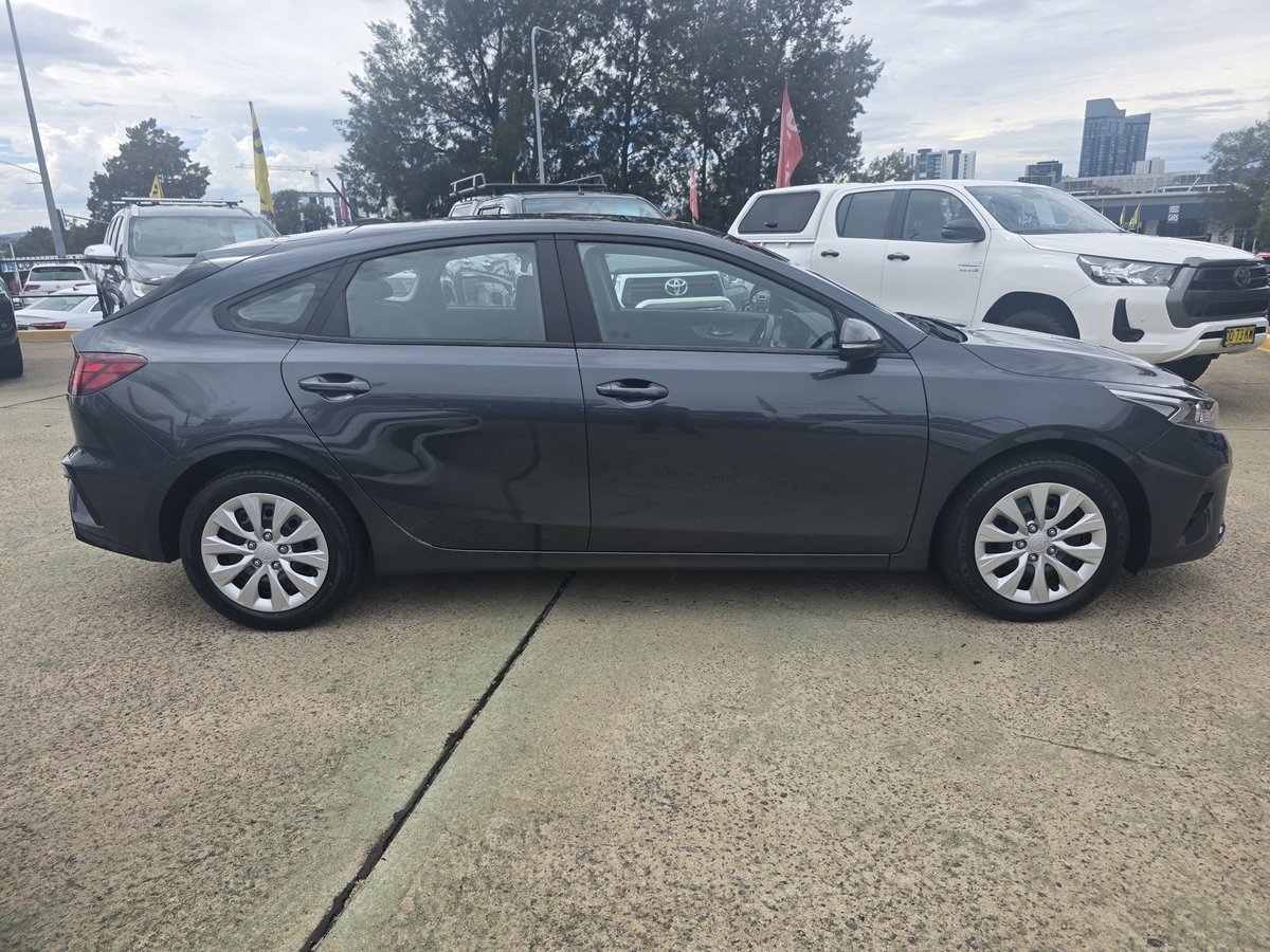 2021 Kia Cerato S BD MY22 image 28