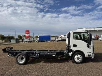 2025 Isuzu N Series image 13