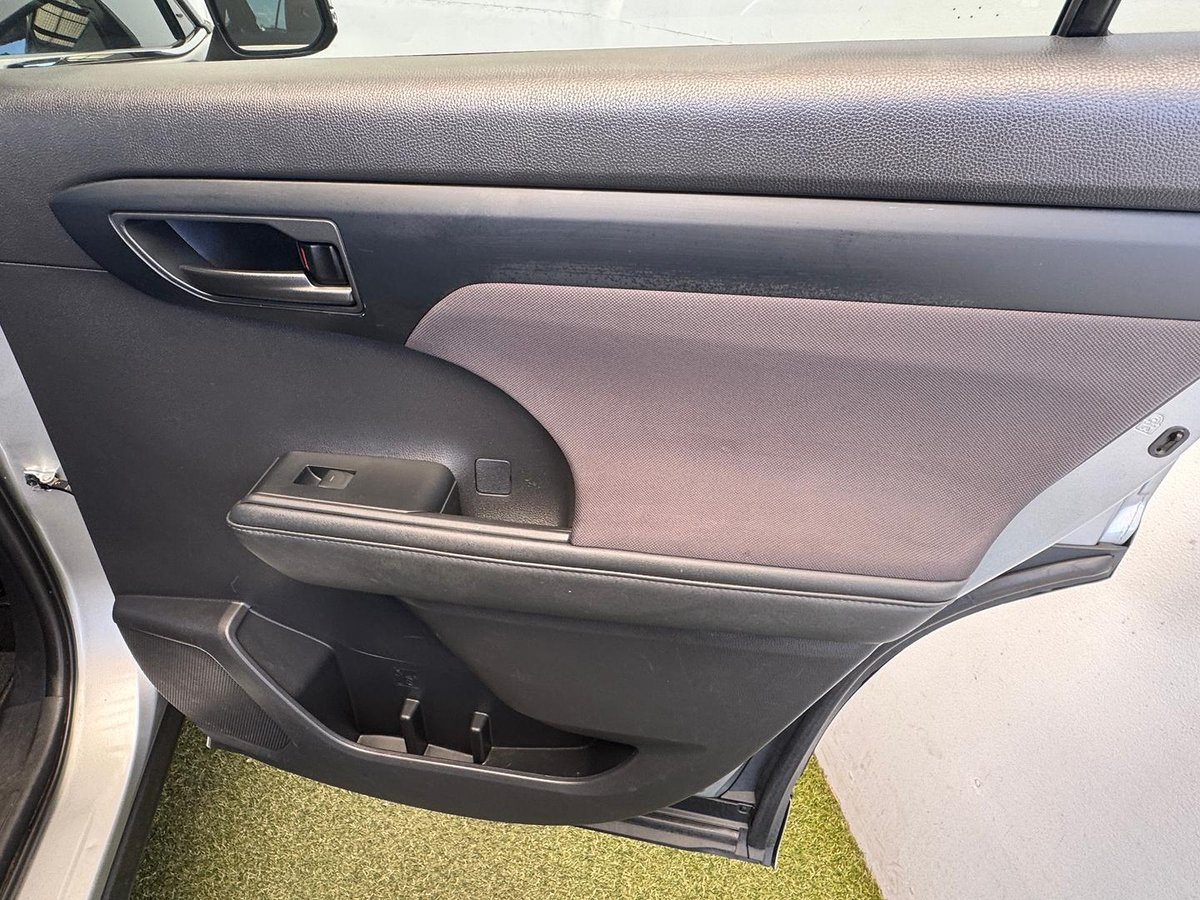 2021 Toyota Kluger GX GSU70R image 23