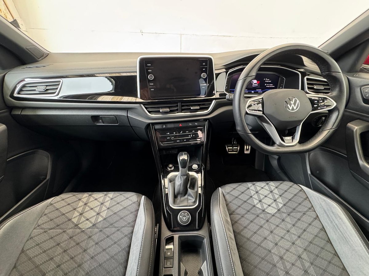 2022 Volkswagen T-Roc 140TSI R-Line D11 MY23 Four Wheel Drive image 7