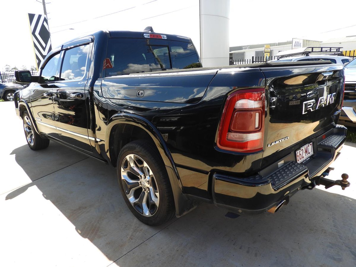 2021 RAM 1500 Limited RamBox DT MY21 4X4 Dual Range image 4