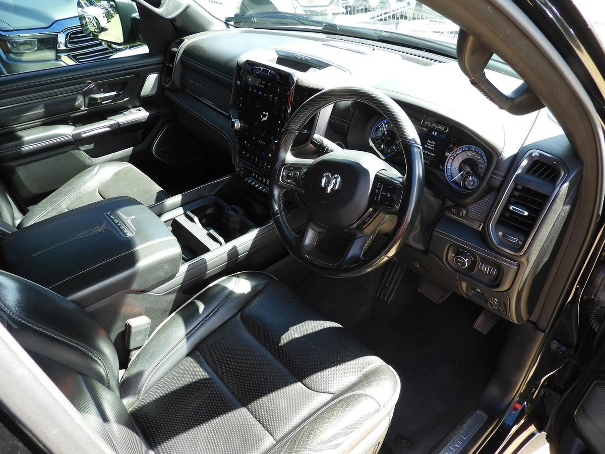 2021 RAM 1500 Limited RamBox DT MY21 4X4 Dual Range image 7