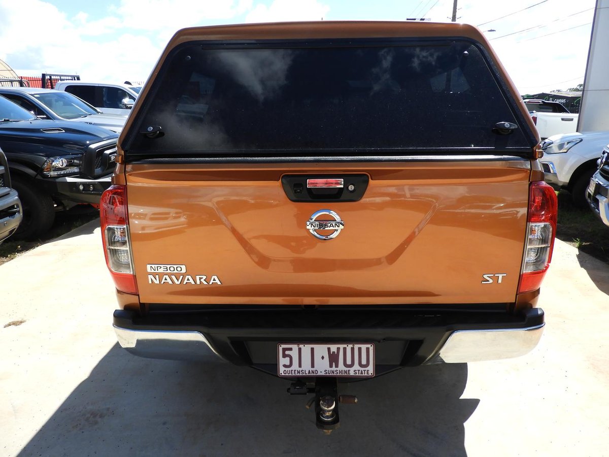 2016 Nissan Navara ST D23 4X4 Dual Range image 5
