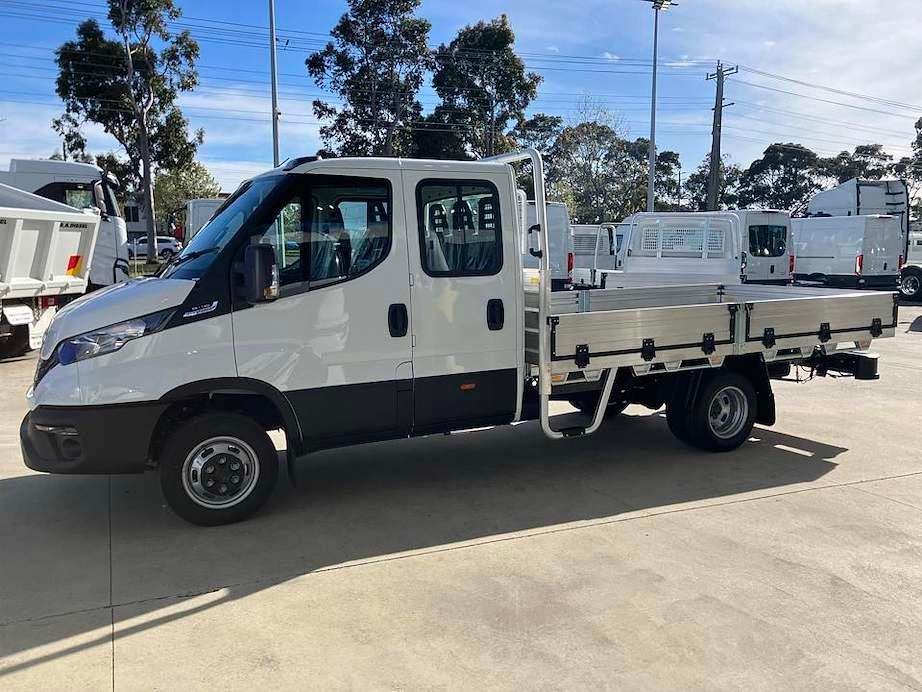 2026 Iveco Daily 45C18 Tradie Made image 8
