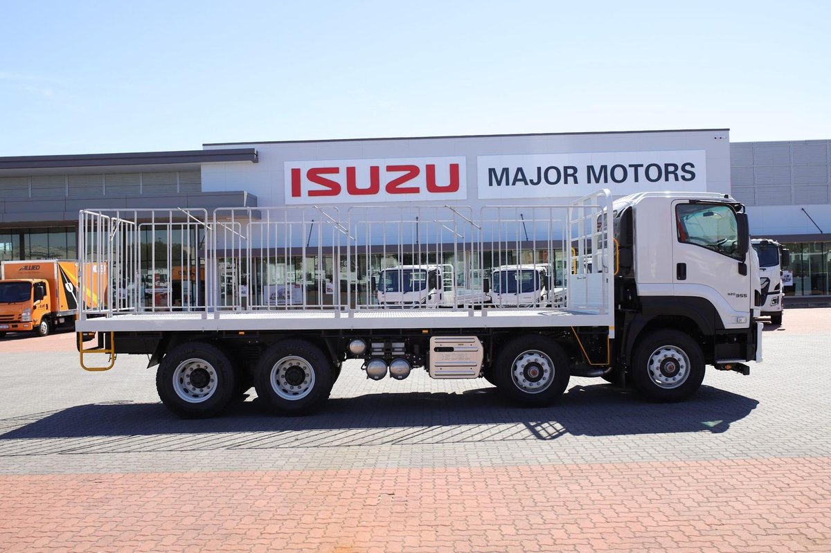 2026 Isuzu Fyh 320-355 R58 At image 5