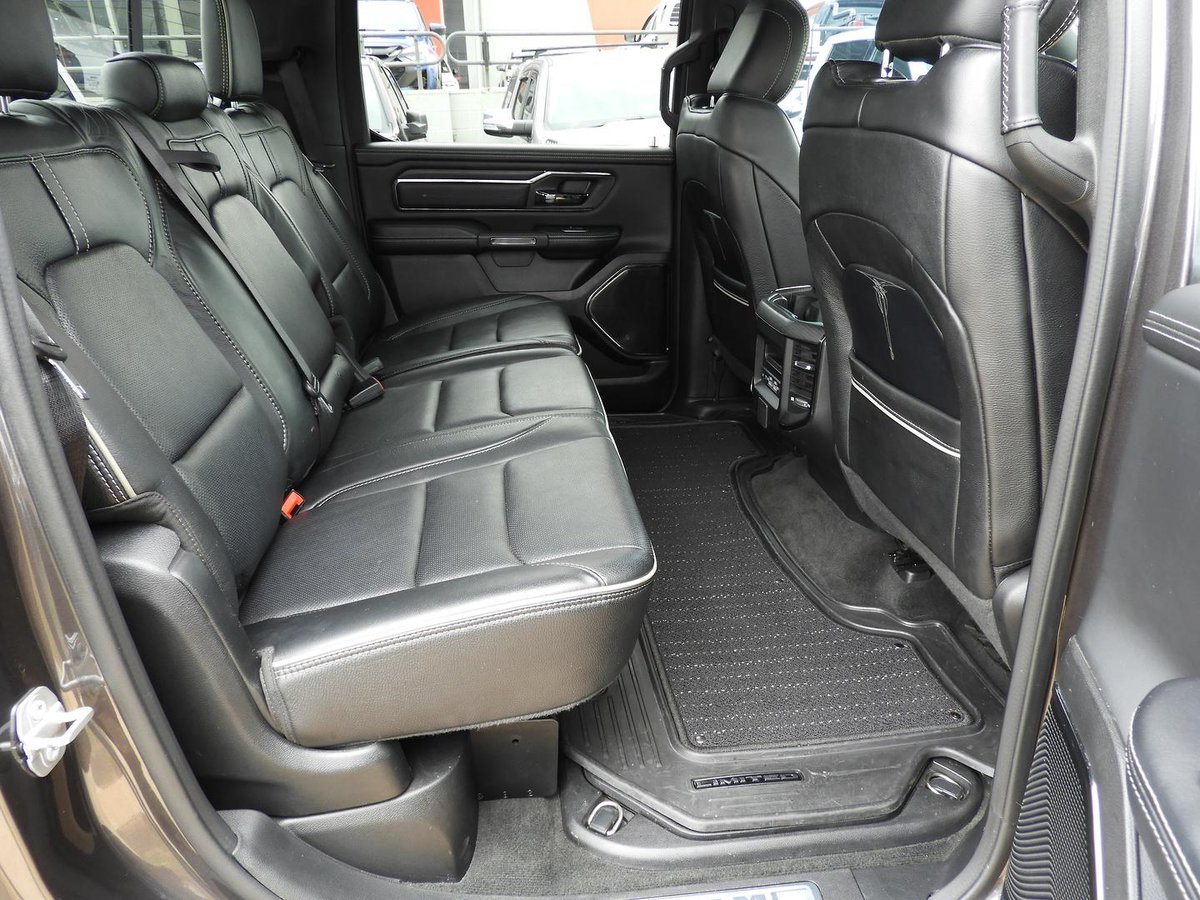 2022 RAM 1500 Limited DT image 11