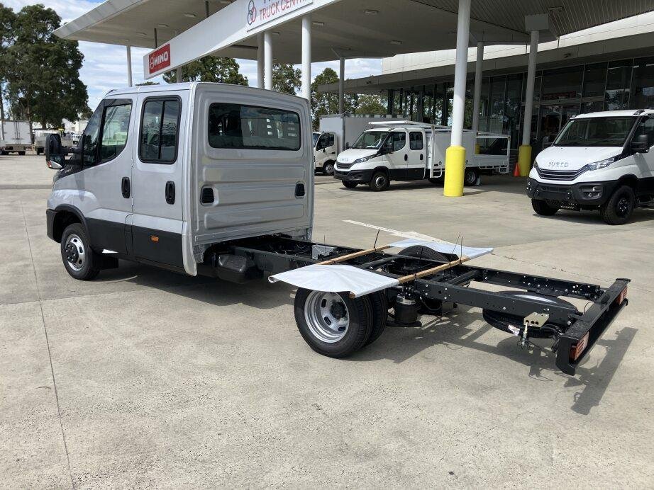 2025 Iveco Daily 50C21 image 3
