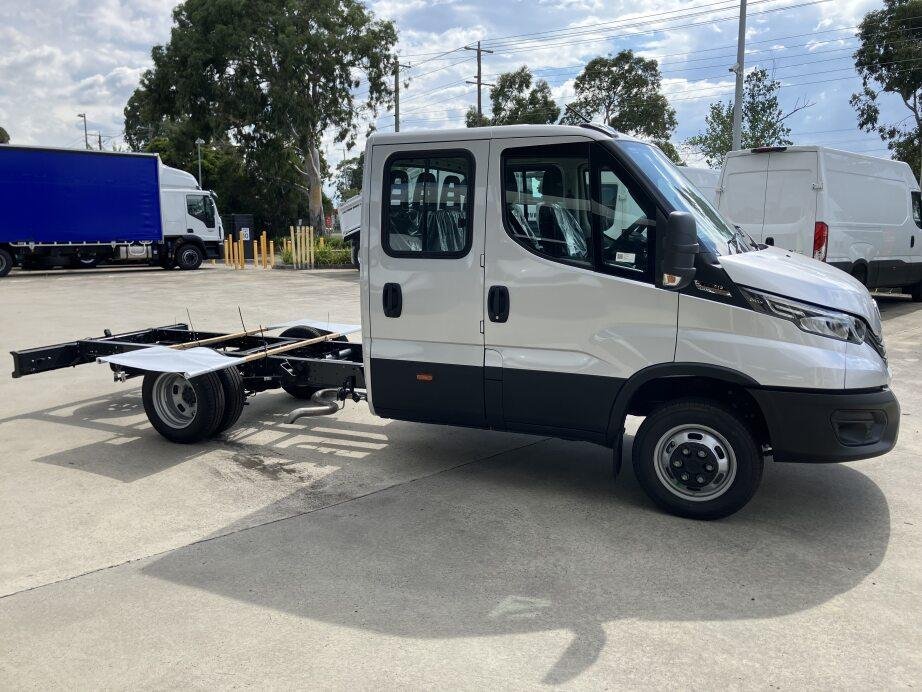 2025 Iveco Daily 50C21 image 9