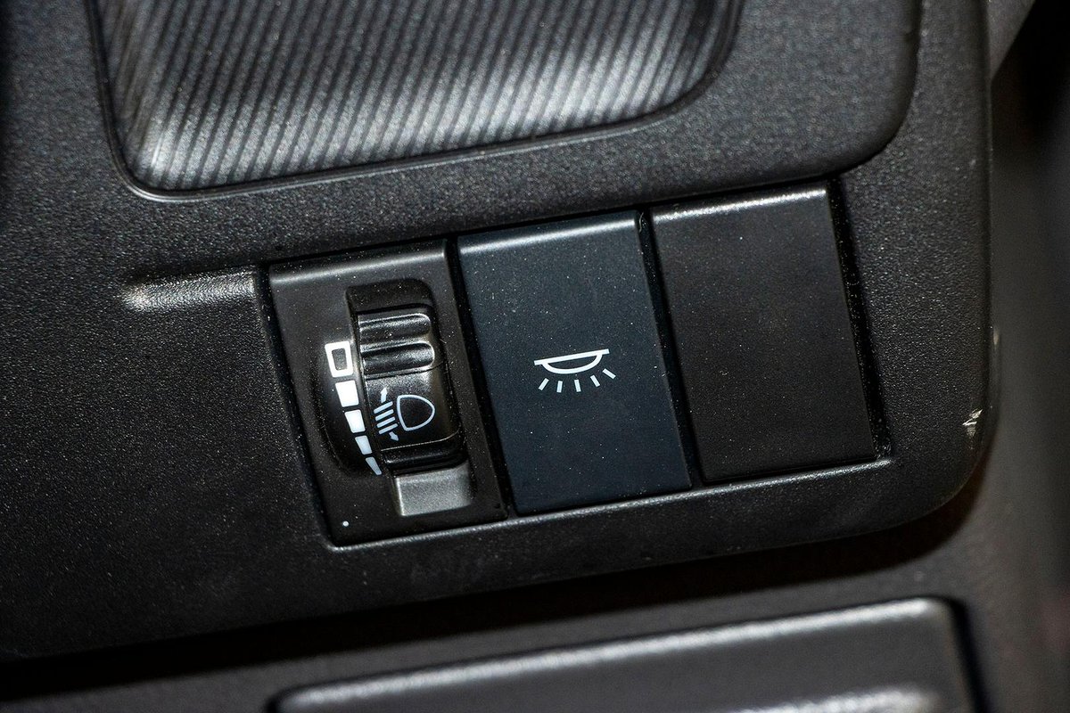 2025 Isuzu Nqr 88-190 Am NQR 88-190 image 11