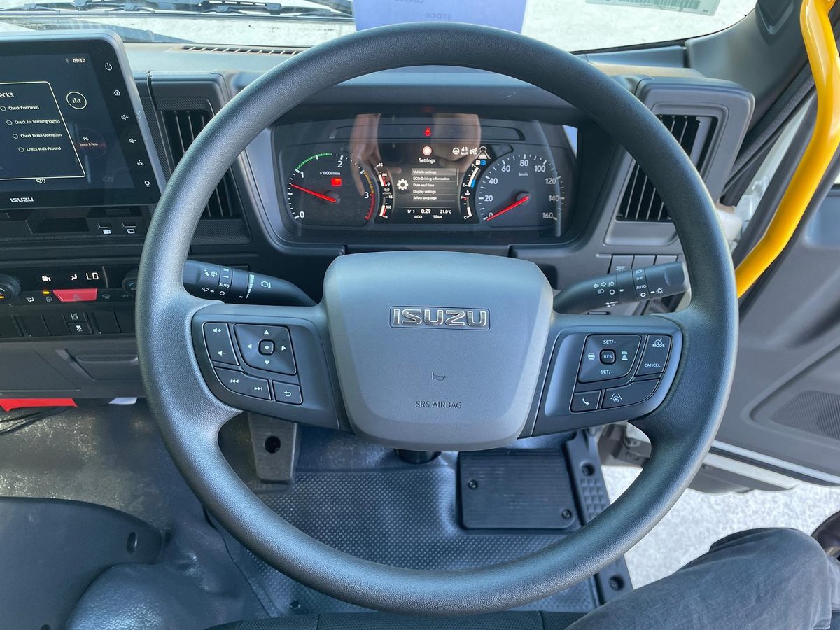 2026 Isuzu F Series image 18