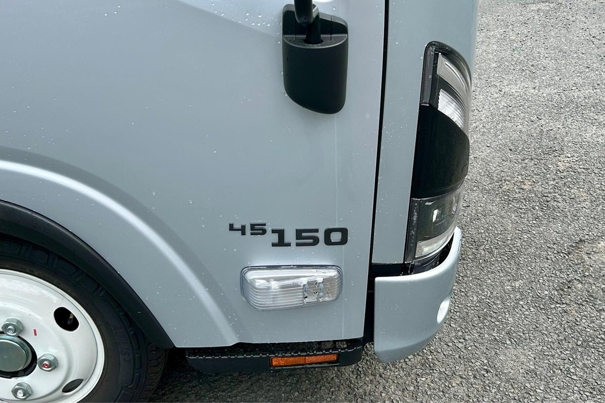 2025 Isuzu N Series NLR 45-150 DT D25 image 10