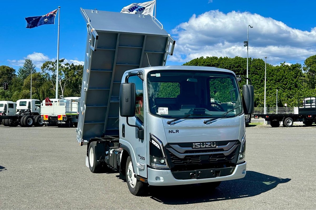 2025 Isuzu N Series NLR 45-150 DT D25 image 14