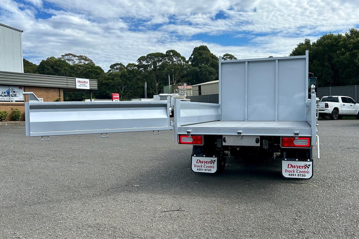 2025 Isuzu N Series NLR 45-150 DT D25 image 24