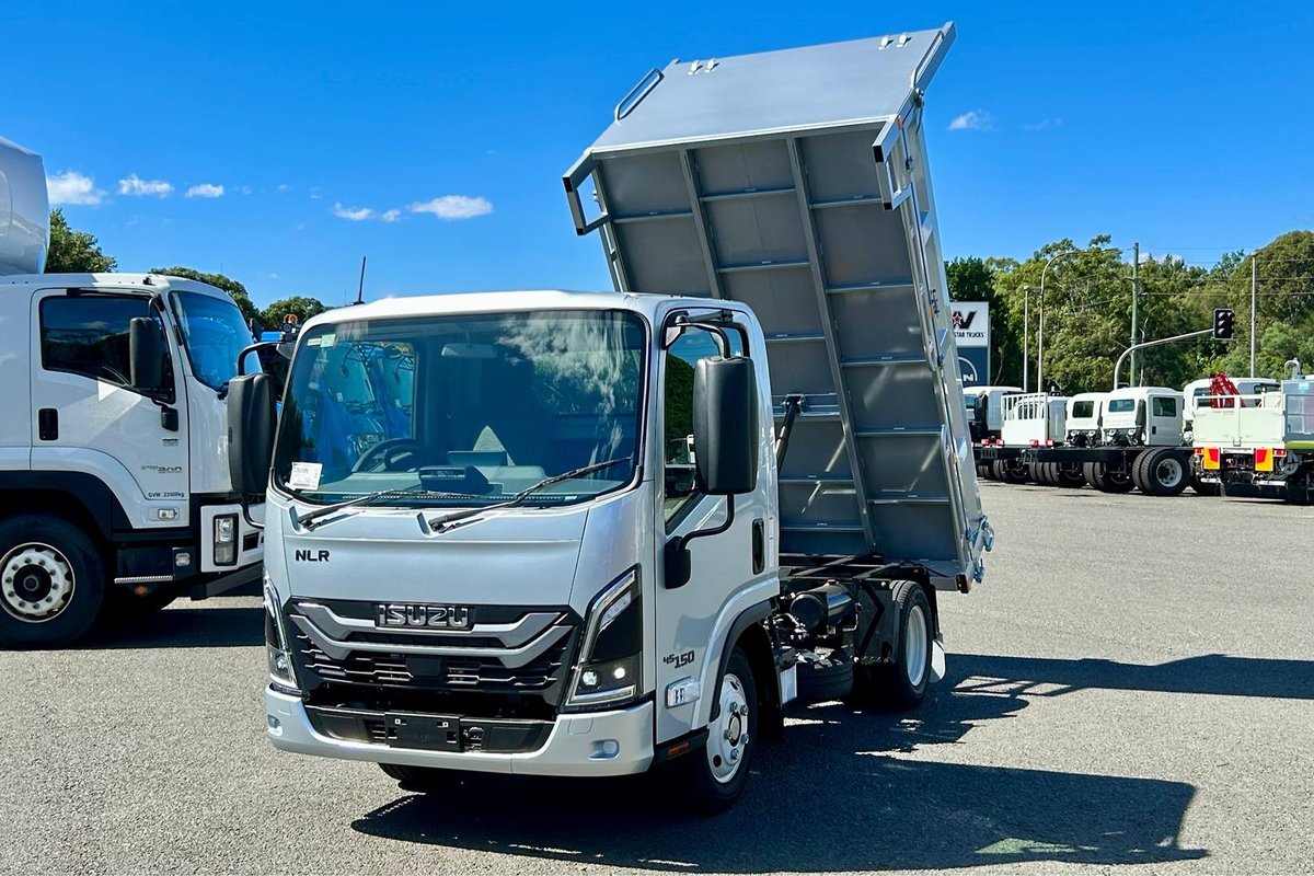 2025 Isuzu N Series NLR 45-150 DT D25 image 19