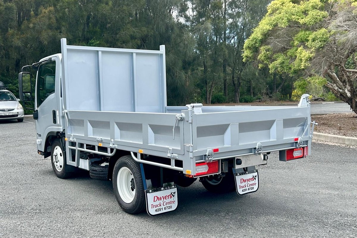 2025 Isuzu N Series NLR 45-150 DT D25 image 6