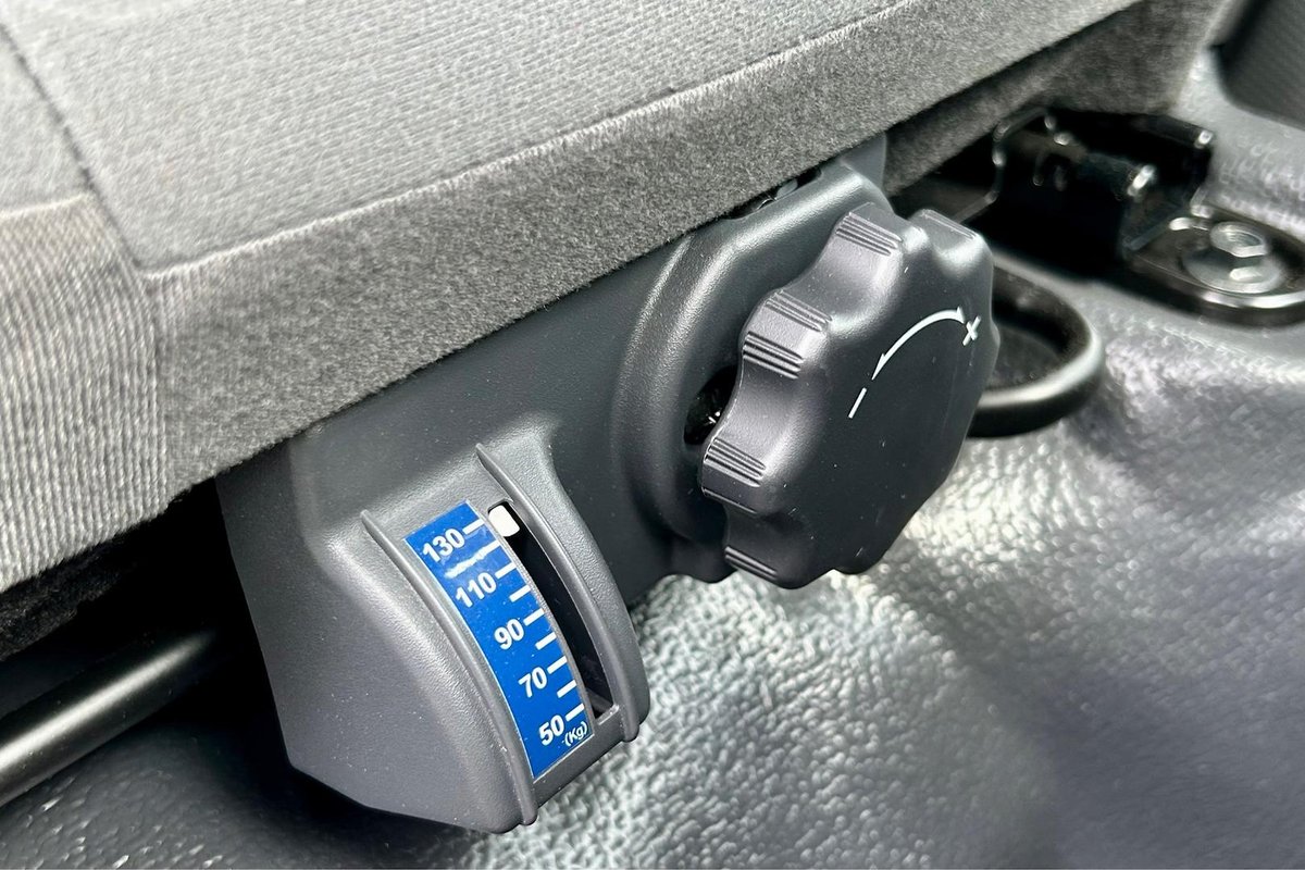 2025 Isuzu N Series NLR 45-150 DT D25 image 30