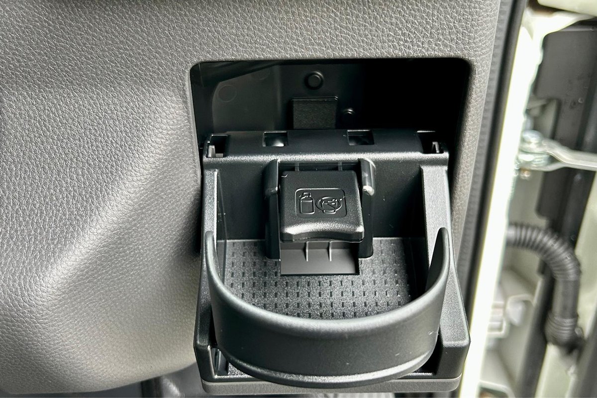 2026 Isuzu N Series Npr 45/65-175 Dt D34 Tradepack image 32