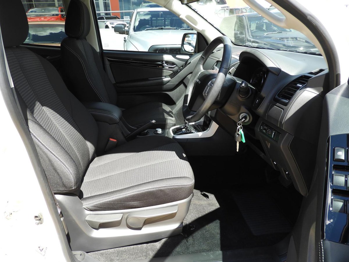 2021 Isuzu MU-X LS-U MY19 4X4 Dual Range image 8