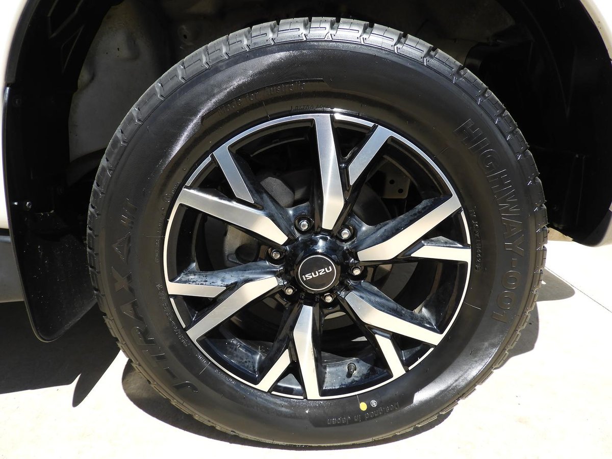 2021 Isuzu MU-X LS-U MY19 4X4 Dual Range image 20
