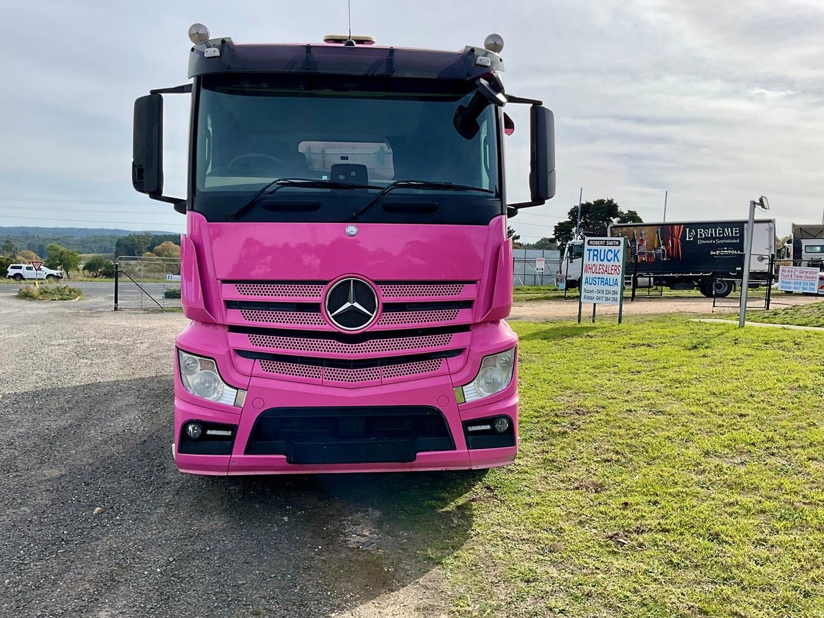 2018 Mercedes-Benz Actros 2658LS image 13