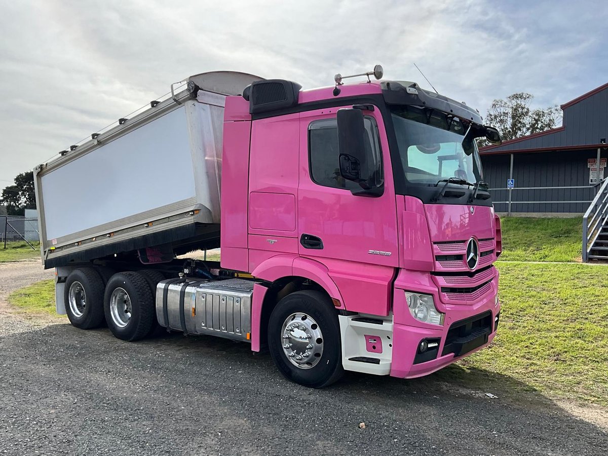 2018 Mercedes-Benz Actros 2658LS image 6