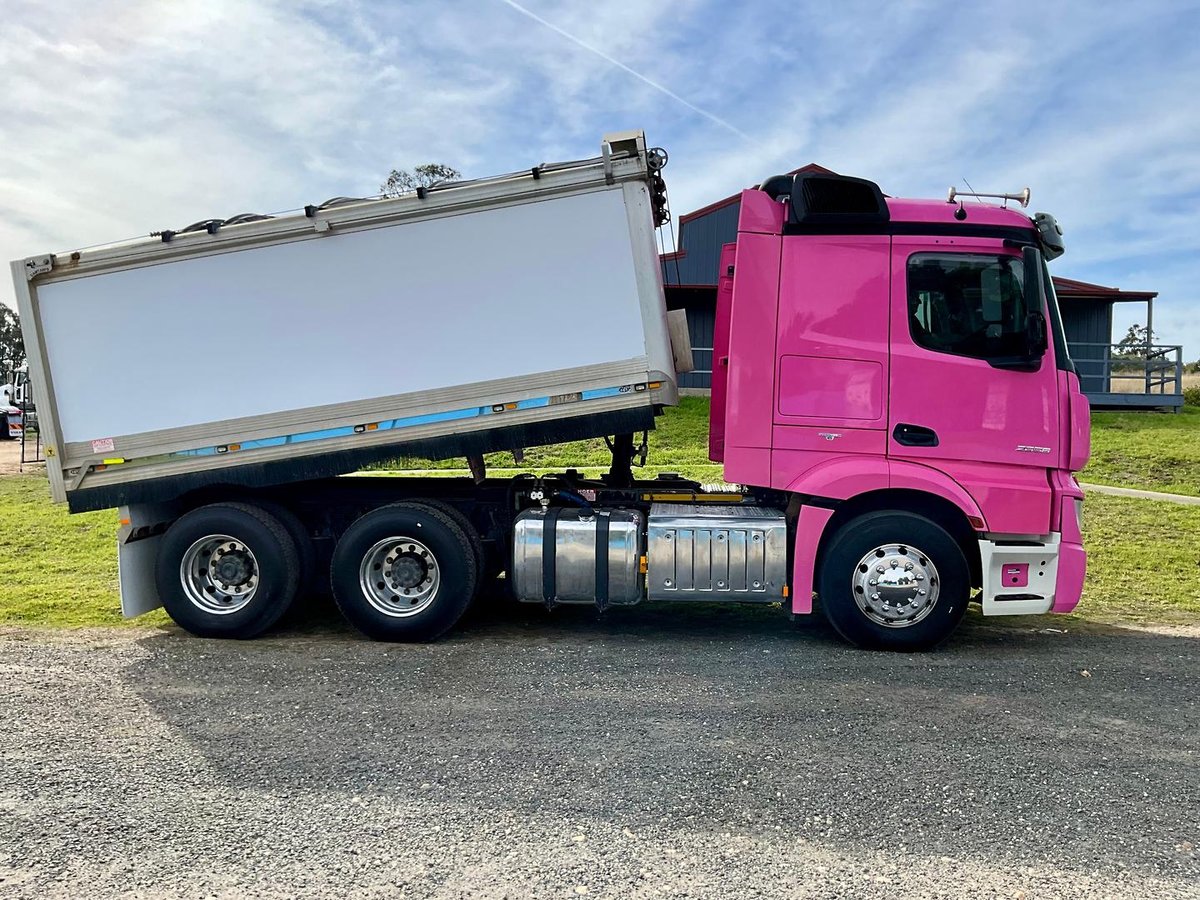 2018 Mercedes-Benz Actros 2658LS image 31