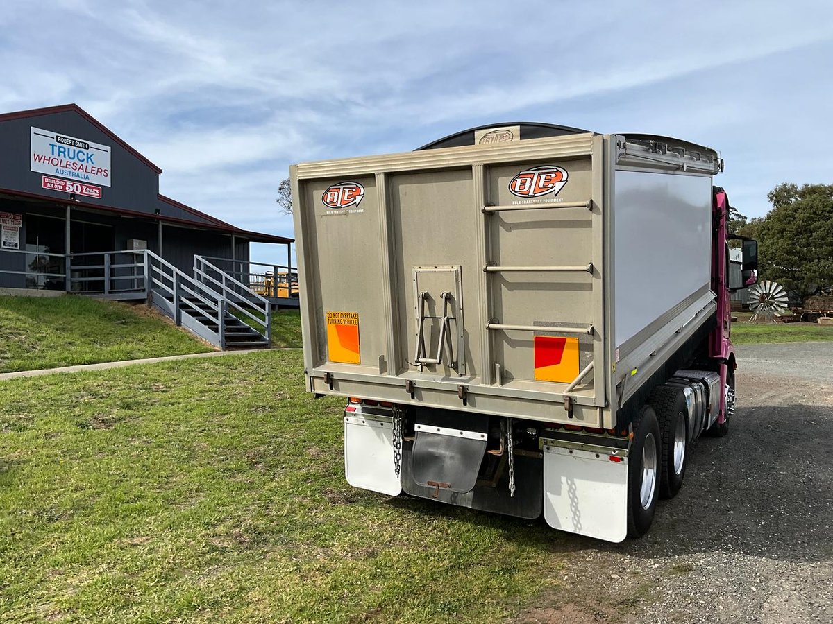 2018 Mercedes-Benz Actros 2658LS image 17