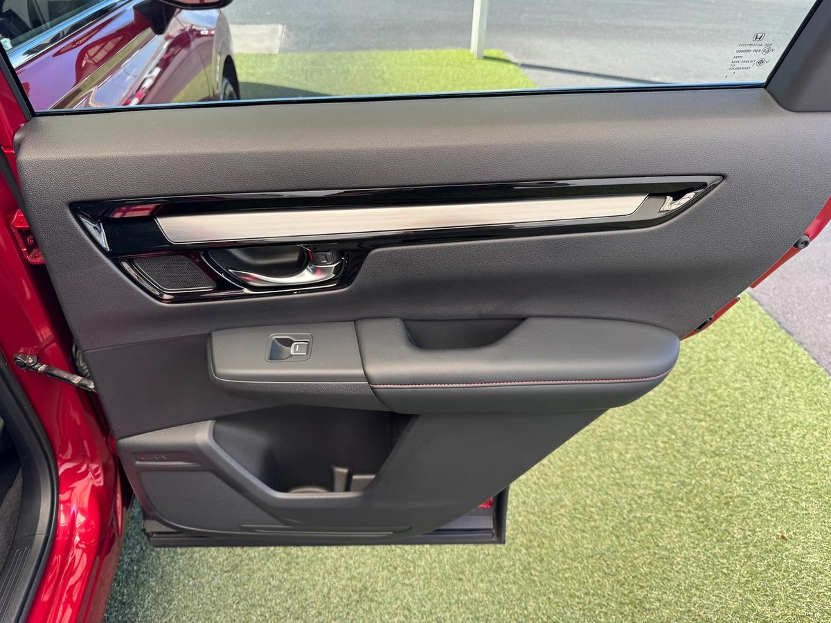 2024 Honda CR-V e:HEV RS MY24 image 15
